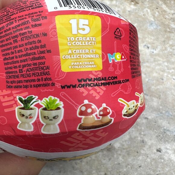 Lot of 24 MGA'S Miniverse Make It Mini Lifestyle Series 2 Mystery Balls New - Picture 6 of 11